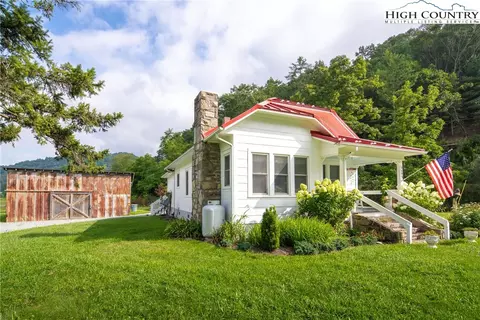2402 194 S Hwy, Sugar Grove, NC 28679