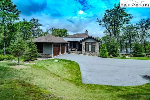2001 Moon Run, Linville, NC 28646