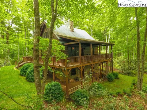 435 High Knolls Rd, Fleetwood, NC 28626