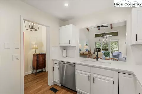 Kitchen - 323 Near Sawrey #2, Boone, NC 28607 photo 4 of 5