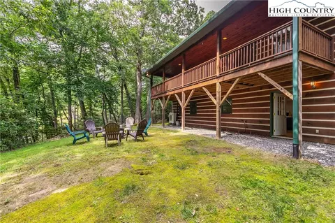 Exterior - 2977 N Pine Run Rd, Boone, NC 28607 photo 5 of 9