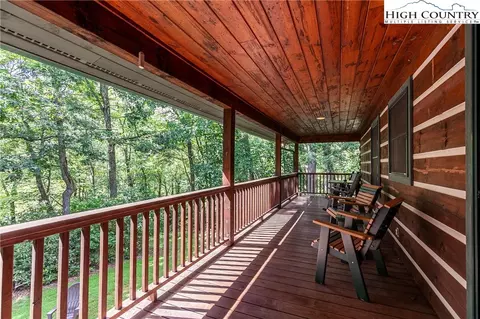 Exterior - 2977 N Pine Run Rd, Boone, NC 28607 photo 6 of 9
