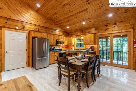 Dining - 2977 N Pine Run Rd, Boone, NC 28607 photo 1 of 3