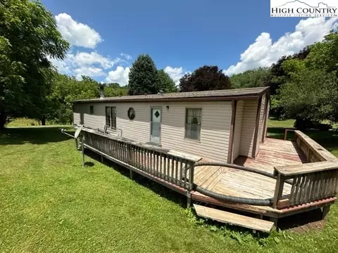 Exterior - 32 Stoneacres Ln, Independence, VA 24348 photo 7 of 9