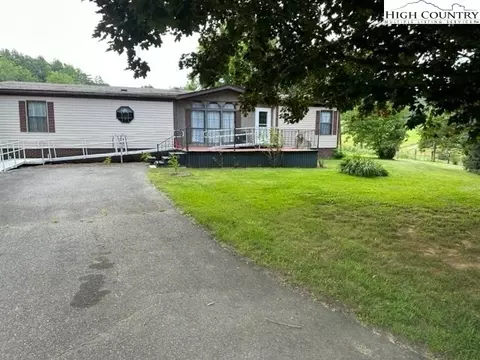Exterior - 32 Stoneacres Ln, Independence, VA 24348 photo 2 of 9