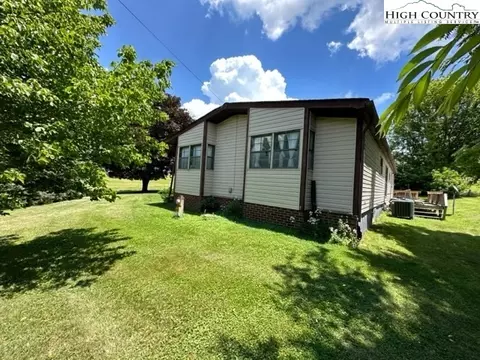 Exterior - 32 Stoneacres Ln, Independence, VA 24348 photo 8 of 9