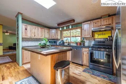 Kitchen - 285 Roaring Fork Rd, Todd, NC 28684 photo 3 of 4