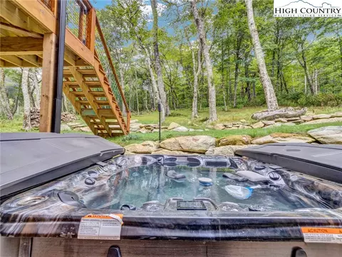 Exterior - 196 Cloud Spring Dr, Sugar Mountain, NC 28604 photo 10 of 12