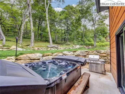 Other - 196 Cloud Spring Dr, Sugar Mountain, NC 28604 photo 4 of 6