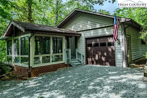 478 Laurel Hills Rd, Newland, NC 28657