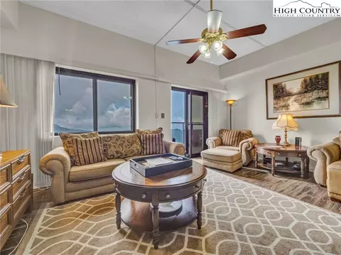 303 Sugar Top Dr #2816, Sugar Mountain, NC 28604
