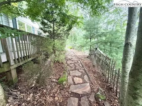 1269 Howell Rd, Lansing, NC 28643 photo 28