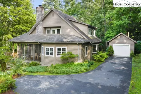 627 Seven Oaks Rd, Boone, NC 28607