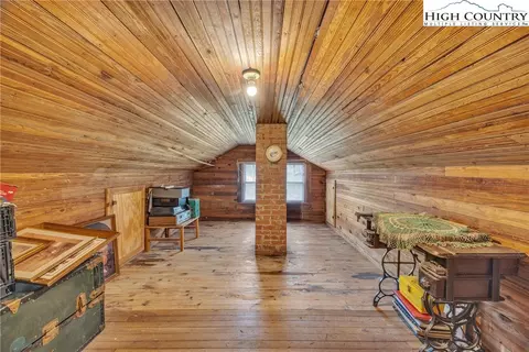 809 Roaring Fork Rd, Creston, NC 28615 photo 25