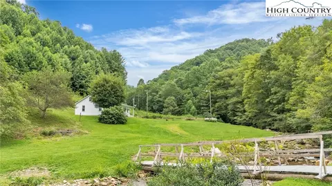 809 Roaring Fork Rd, Creston, NC 28615 photo 40