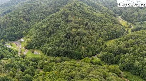 809 Roaring Fork Rd, Creston, NC 28615 photo 42