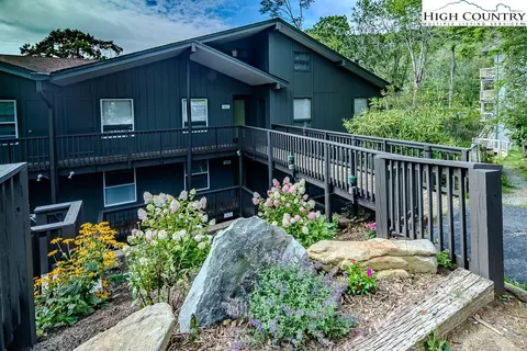 1499 Sugar Mountain Dr #10, Sugar Mountain, NC 28604