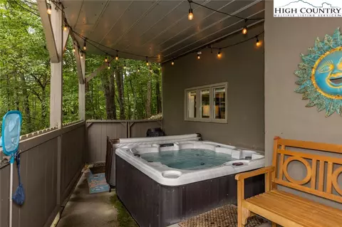 239 Elk Ridge Rd, Deep Gap, NC 28618 photo 7