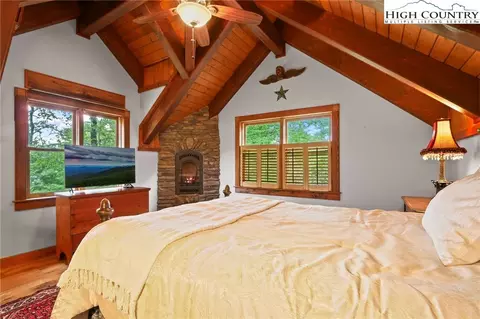 Bedroom - 1040 Blackberry Rd, Boone, NC 28607 photo 4 of 4