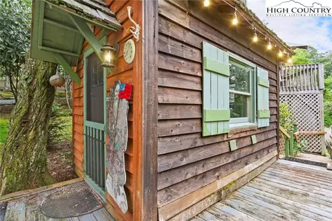Exterior - 1040 Blackberry Rd, Boone, NC 28607 photo 5 of 7