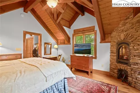 Bedroom - 1040 Blackberry Rd, Boone, NC 28607 photo 3 of 4