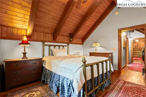 Bedroom - 1040 Blackberry Rd, Boone, NC 28607 photo 2 of 4