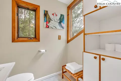 Bath - 168 Leigh Cir, Boone, NC 28607 photo 5 of 5