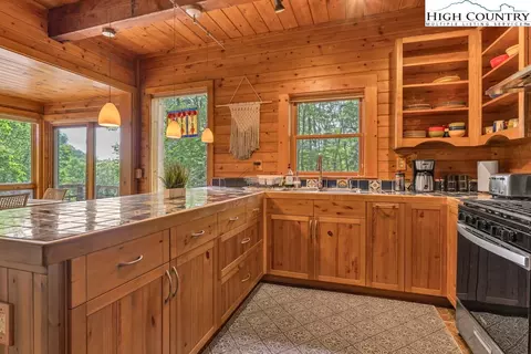 Kitchen - 168 Leigh Cir, Boone, NC 28607 photo 2 of 4