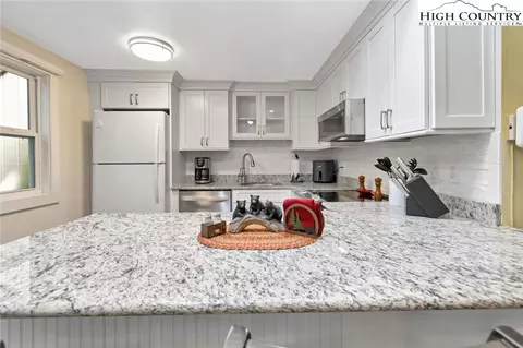 Kitchen - 101 Ladybug Ln #8A, Beech Mountain, NC 28604 photo 4 of 9