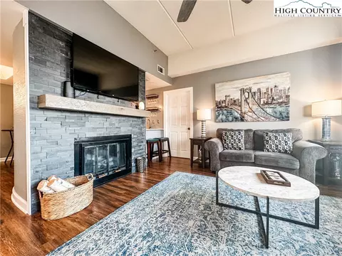303 Sugar Top Dr #3329, Sugar Mountain, NC 28604