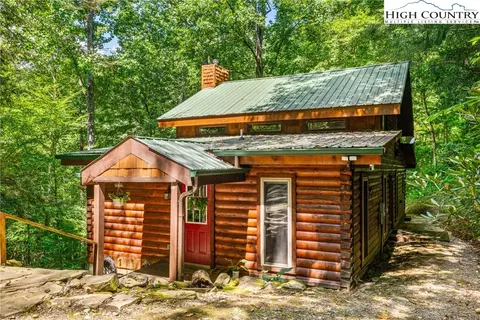 375 Winterberry Trl, Boone, NC 28607
