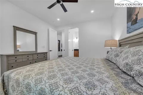 Bedroom - 106 Jackpine Rd, Beech Mountain, NC 28604 photo 4 of 4