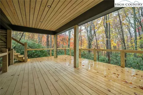 Exterior - 106 Jackpine Rd, Beech Mountain, NC 28604 photo 11 of 14