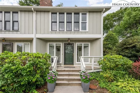 123 Pinnacle Ave #1, Blowing Rock, NC 28605