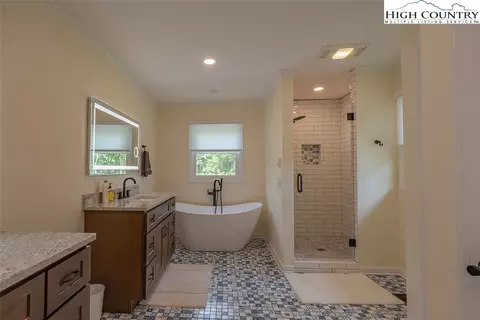 378 Ridge Rd, Roaring Gap, NC 28668 photo 31