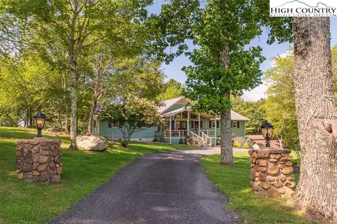 378 Ridge Rd, Roaring Gap, NC 28668