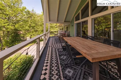 378 Ridge Rd, Roaring Gap, NC 28668 photo 10