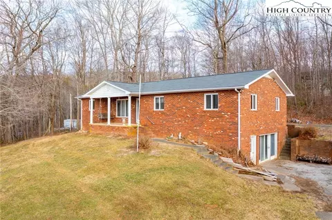 159 Airport Rd, Jefferson, NC 28640