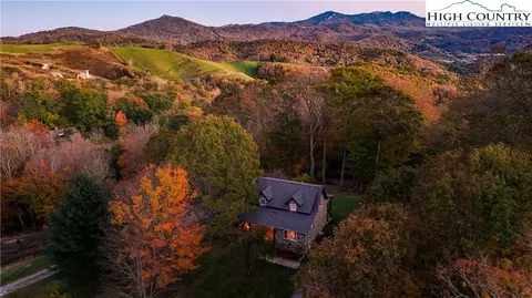 171 Gilliam Rd, Banner Elk, NC 28604