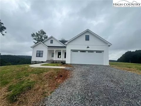 390 Turtle Rdg, Sparta, NC 28675