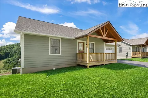 Exterior - 208 Carson Ct #79, Boone, NC 28607 photo 2 of 11