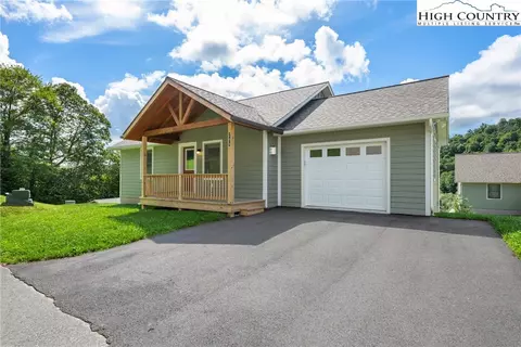 208 Carson Ct #79, Boone, NC 28607