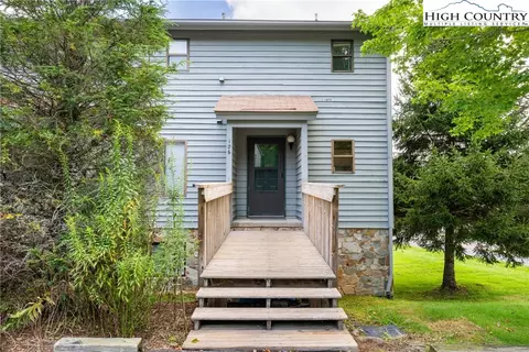 106 Sherry Dr #106, Boone, NC 28607