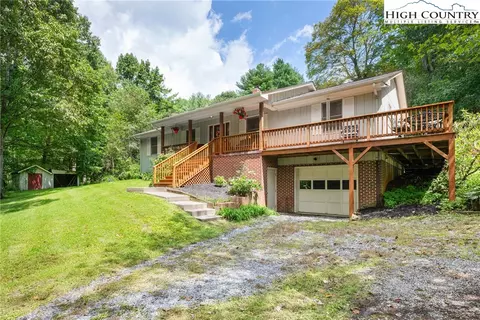 343 Gap Creek Dr, Fleetwood, NC 28626