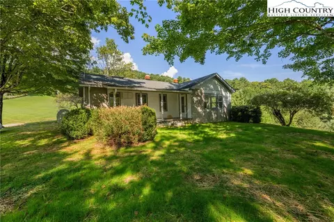 362 Rush Branch Rd, Sugar Grove, NC 28679