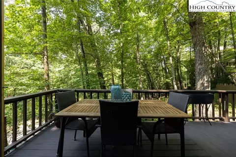 121 Sweetleaf Ln, Deep Gap, NC 28618 photo 25