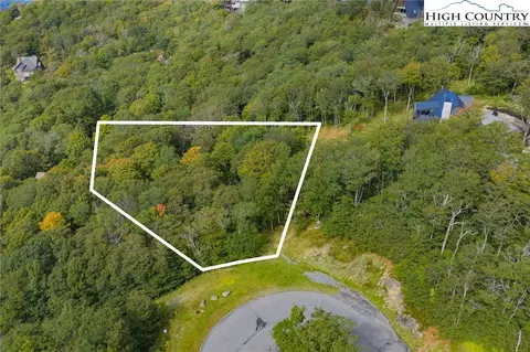 11 Fox Crest Rd, Beech Mountain, NC 28604 photo 4