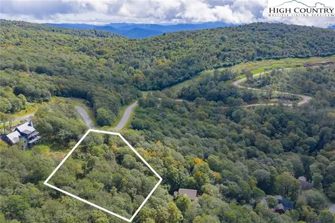 11 Fox Crest Rd, Beech Mountain, NC 28604 photo 9