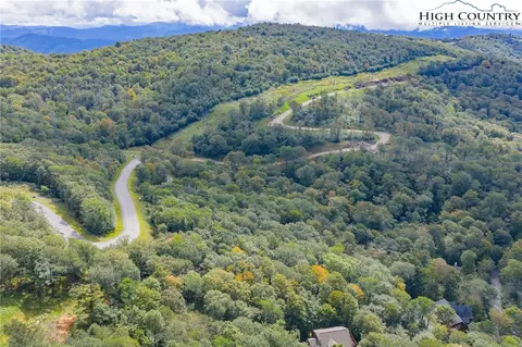 11 Fox Crest Rd, Beech Mountain, NC 28604 photo 8