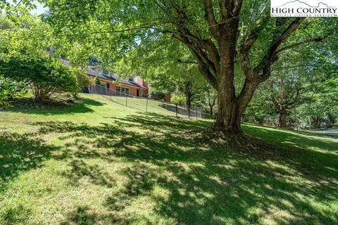 Exterior - 675 Tracy Cir, Boone, NC 28607 photo 3 of 3